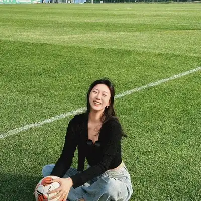 钟飞语